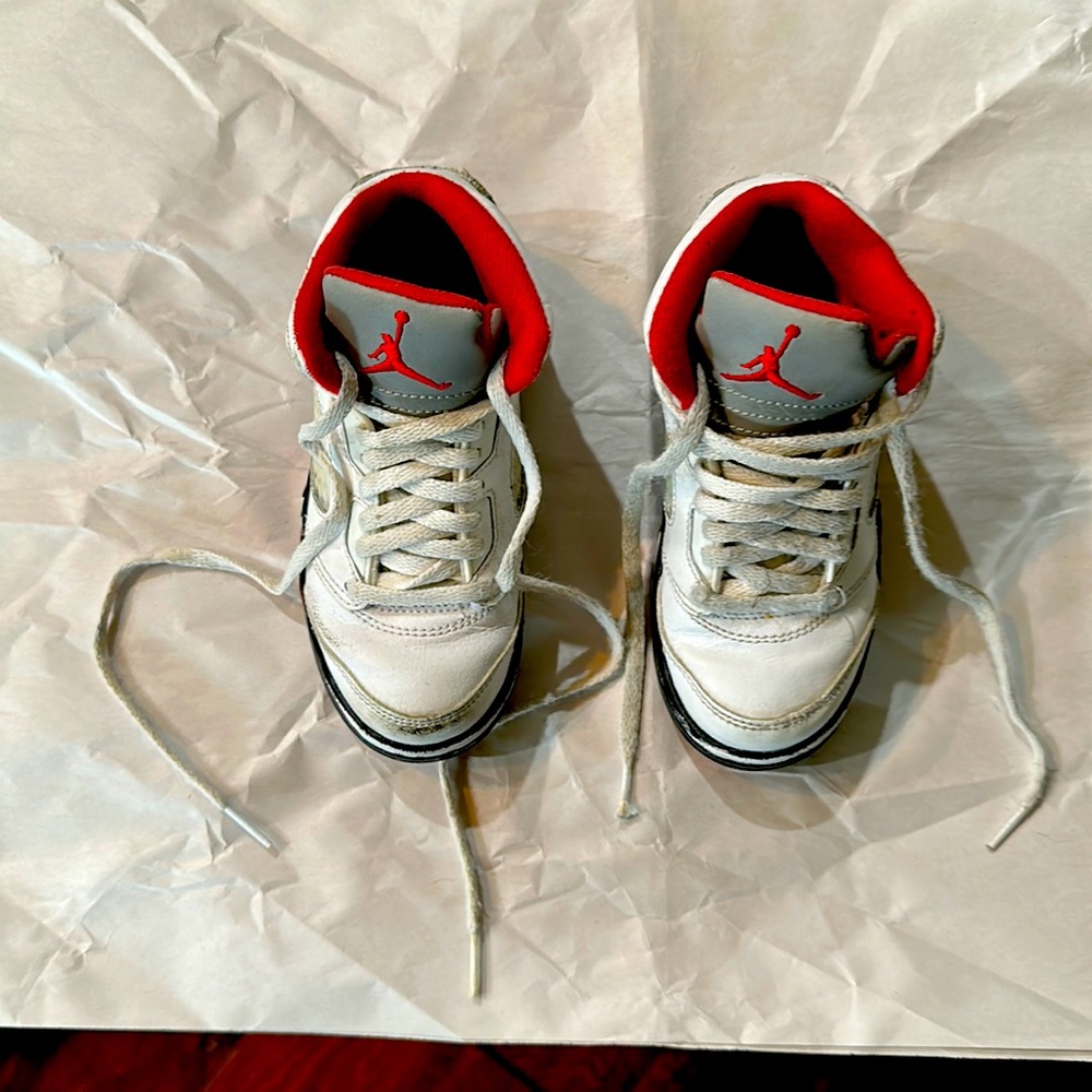 2020 Air Jordan 5 Retro 'Fire Red' - Used - 11C